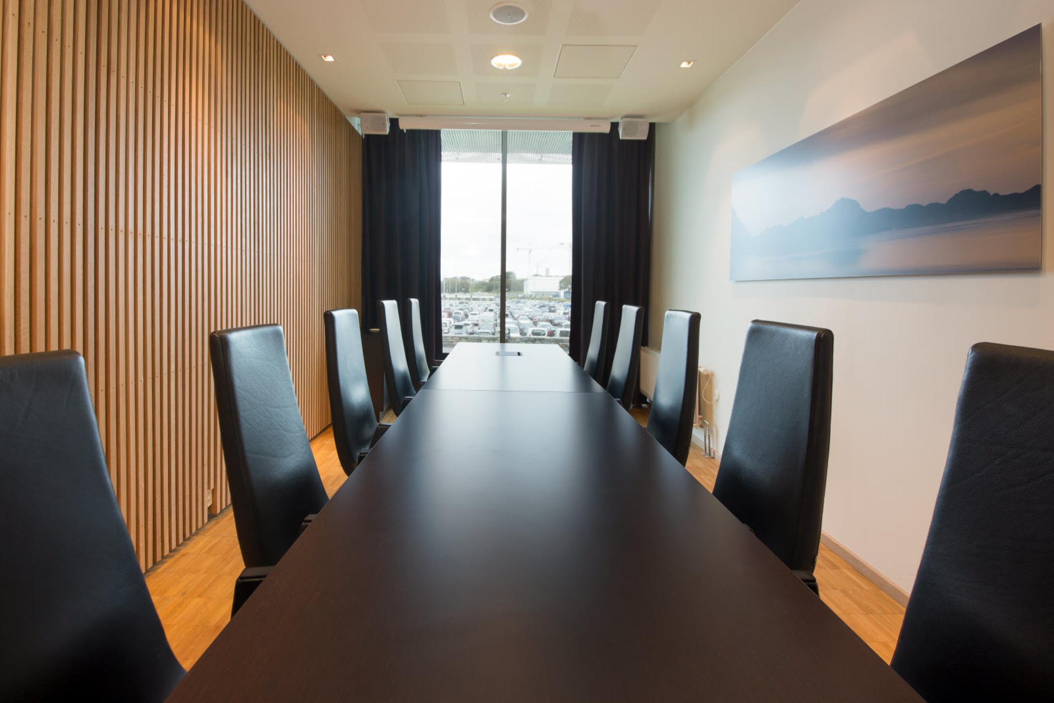 Scandic Stavanger Airport 4*