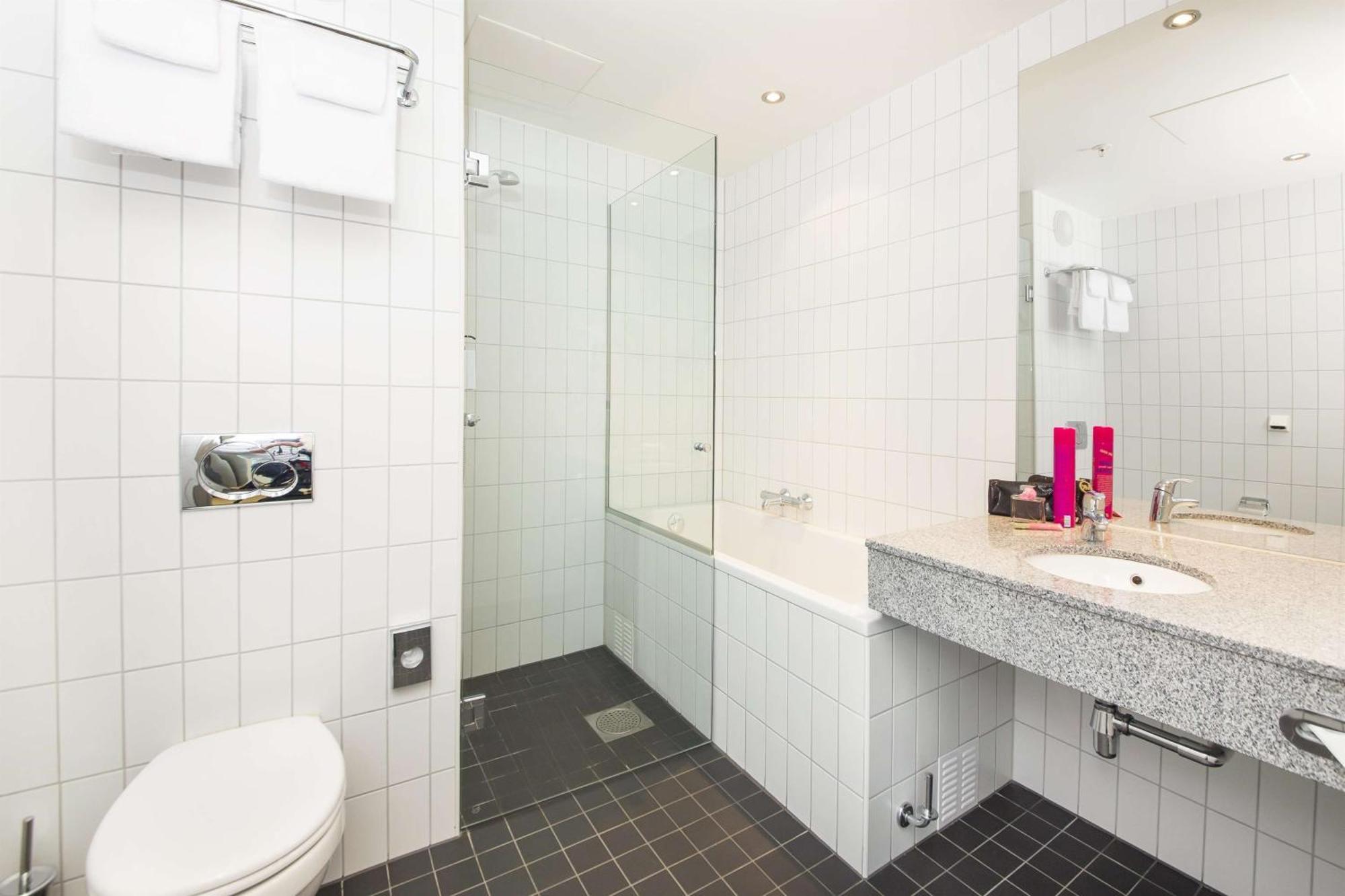 Scandic Stavanger Airport Hotel 4*